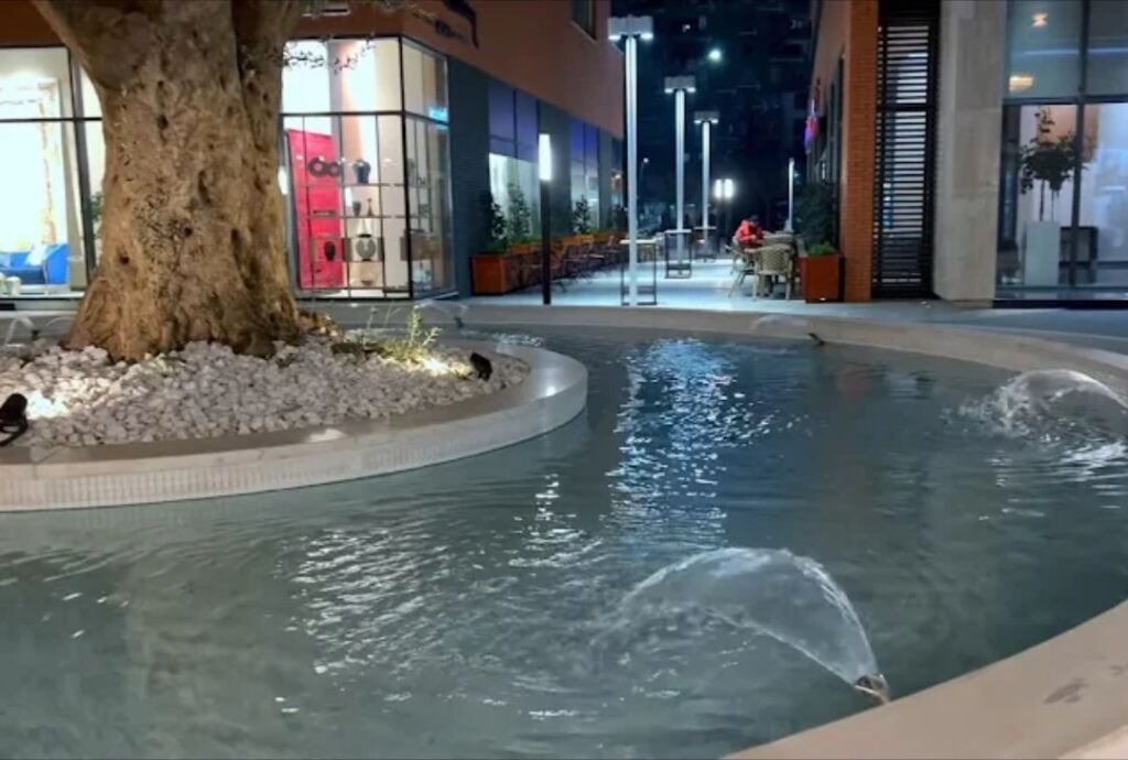 Zyrë Me Qira, Kompleksi Delijorgji! 3,200 € /Muaj Sip. Totale  193m2