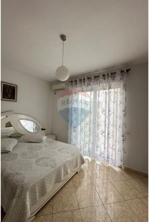Apartament 3+1+2+Parkim me qera Kopshti Zoologjik