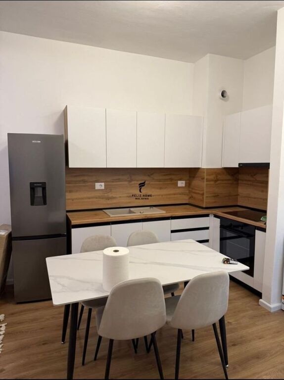 APARTAMENT ME QERA 1+1 ALI DEM 45.000 LEKE FH-72201