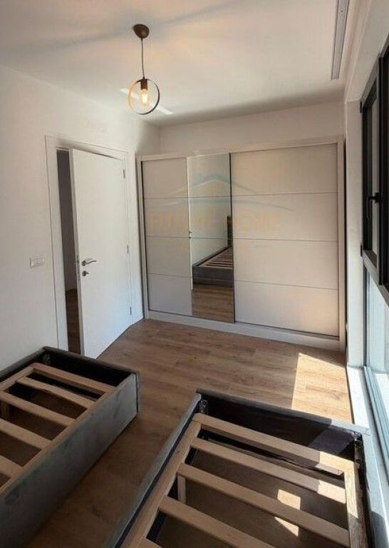 Rent, Apartment 2+1+2, Access Tirana