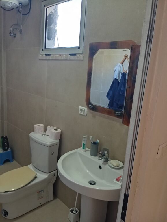 For rent 1+1 Viktor Hygo School