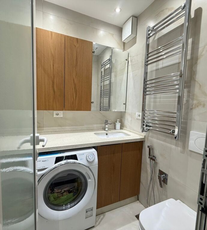 Apartment 2+1+Verandas for Rent, Fusha Aviacionit