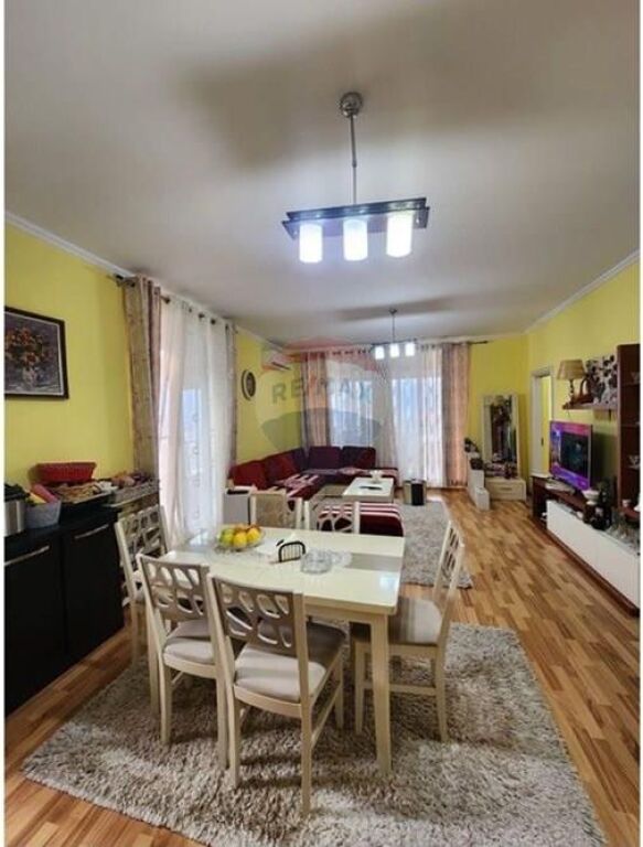 Apartament-Per Shitje-Liqeni i Thate,Tirane