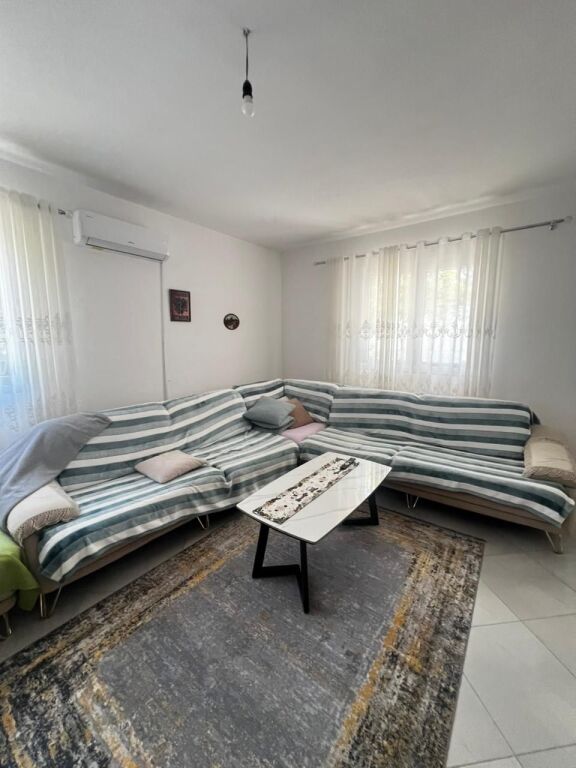 SHITET SHTEPI PRIVATE PRANE HOTEL DELTA, AUTOSTRADA DURRES-TIRANE