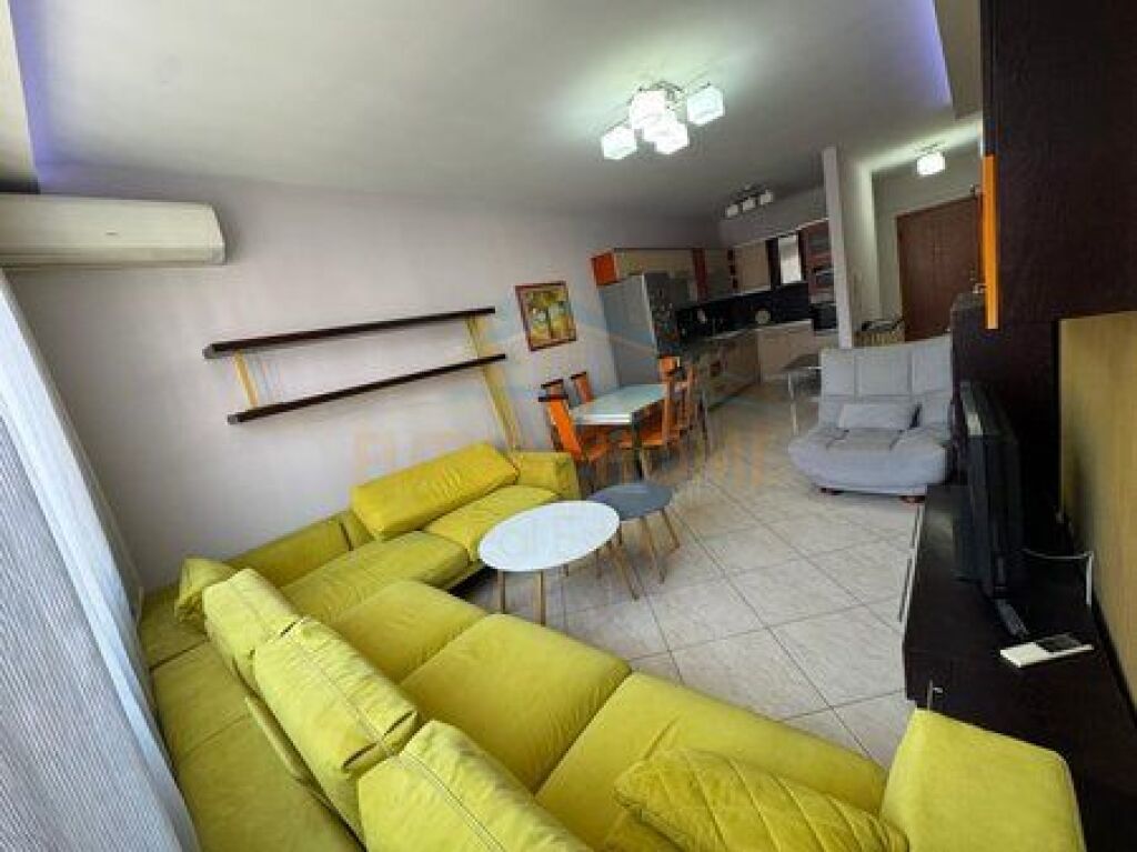 Qera, Apartament 2+1, Unaza e Re