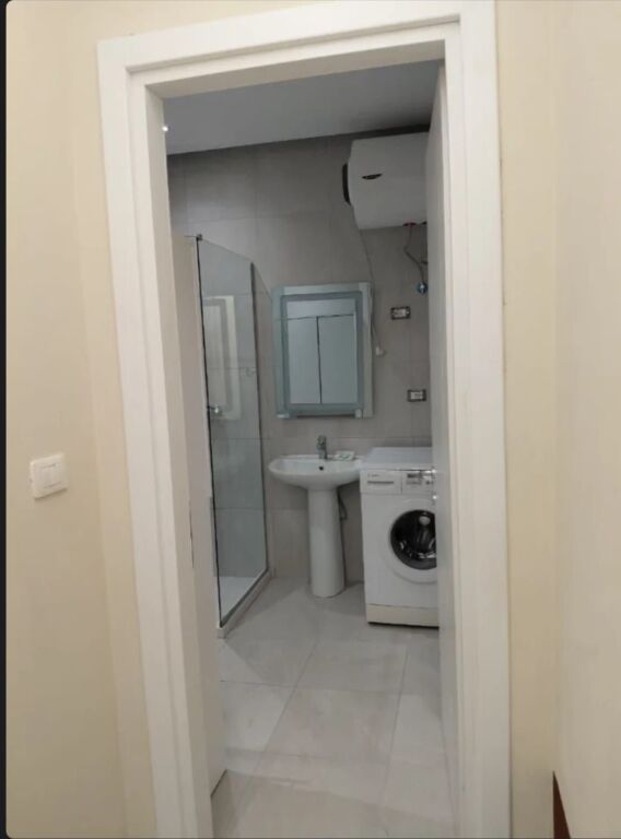 Jepet me qira apartament 2+1