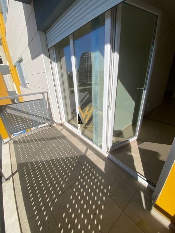 OFFICE 68 M2 FOR RENT ON KOSOVAREVE STREET 100,000 LEKE