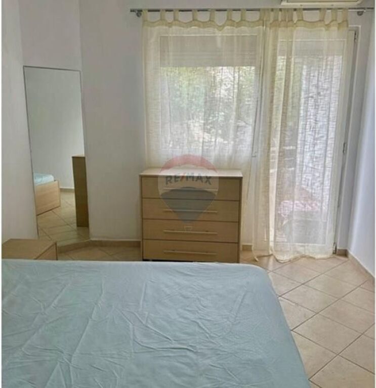 Apartament - Për Shitje