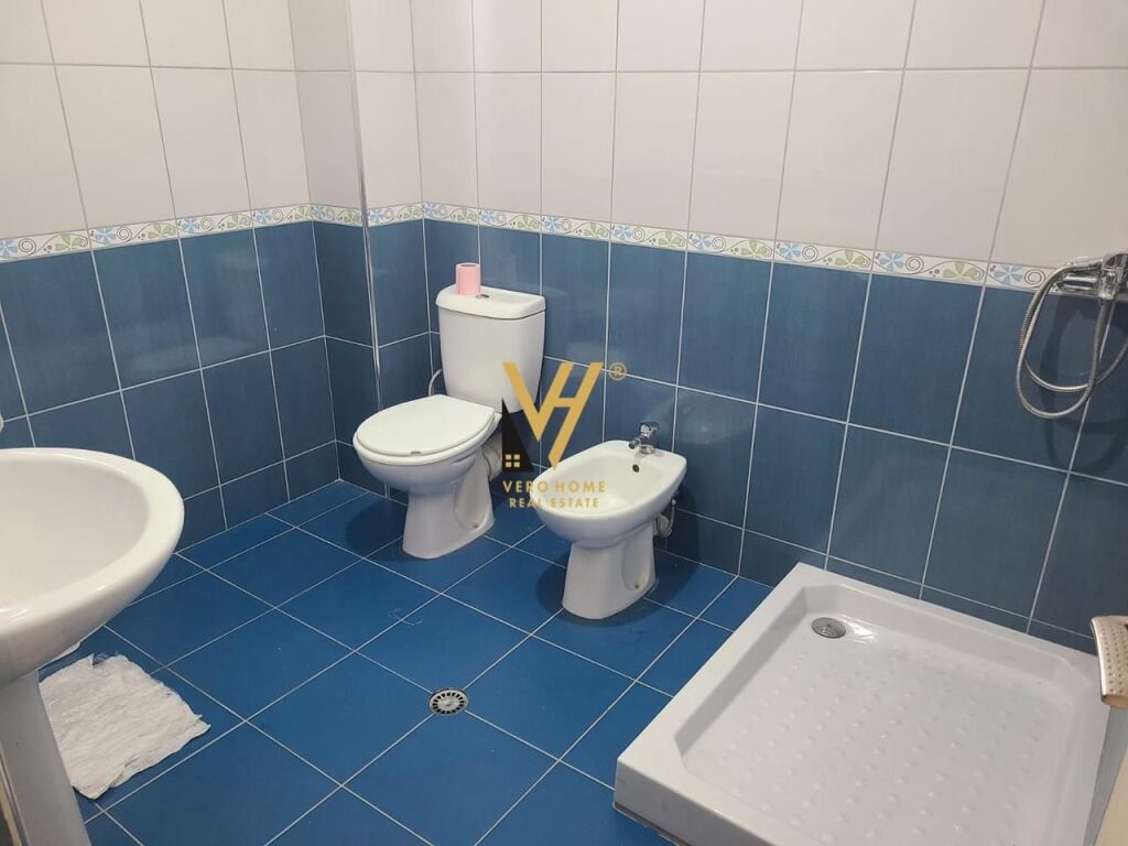 VENDESI APPARTAMENTO 2+1+2+2BLK A YZBERISHT 155.000 EURO