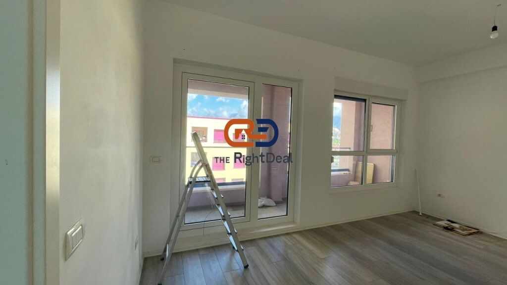 At the Mangalem Complex, a 1+1 Apartment for Rent in New Construction!!