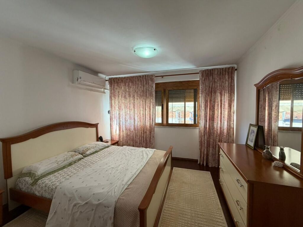 Apartament 3+1 per shitje tek Someg ne Myslym Shyri.