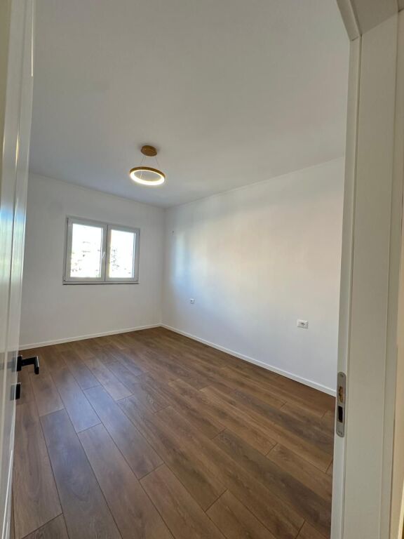 SHITET APARTAMENT 2+1 BRRAKA