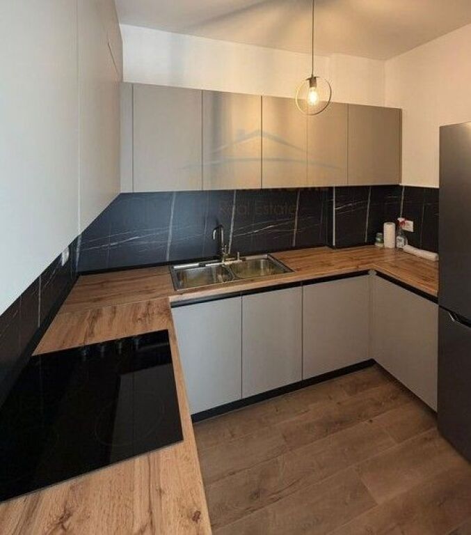 Rent, Apartment 2+1+2, Access Tirana