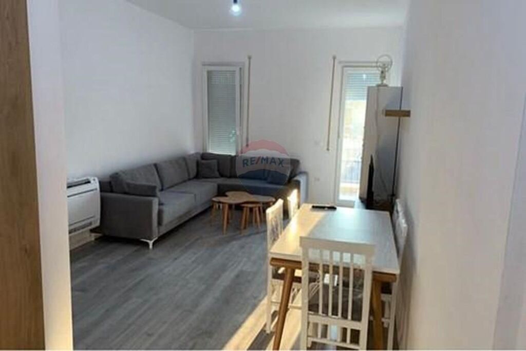 APARTAMENT 2+1+ Post Parkimi PER QIRA Univers City