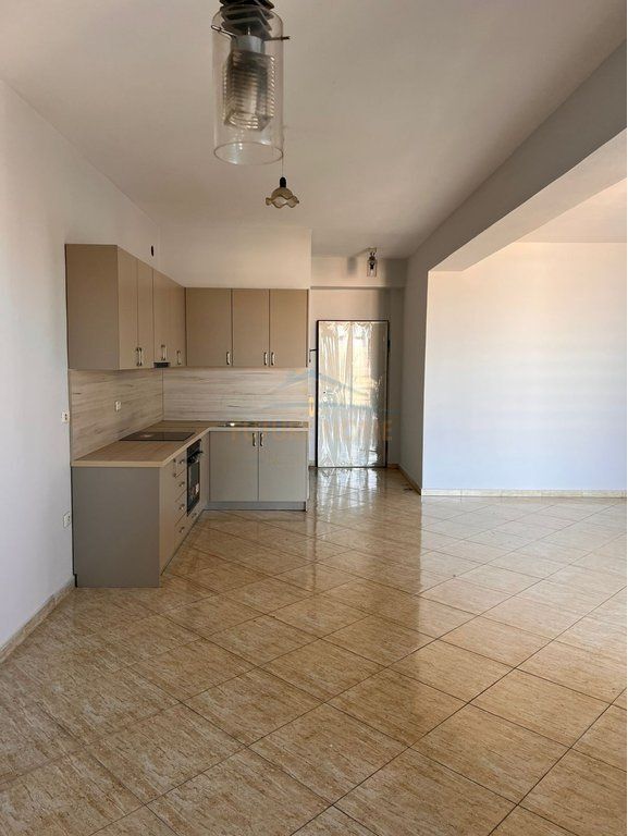 Rent, Apartment 2+1+2, Kavaja Street