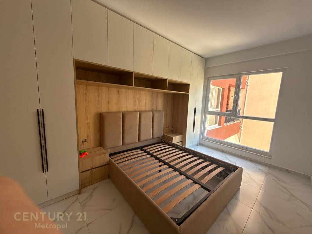 AFFITTASI APPARTAMENTO 2+1+2, RESIDENZA AURA, LAPRAKË! 750 € /Mese