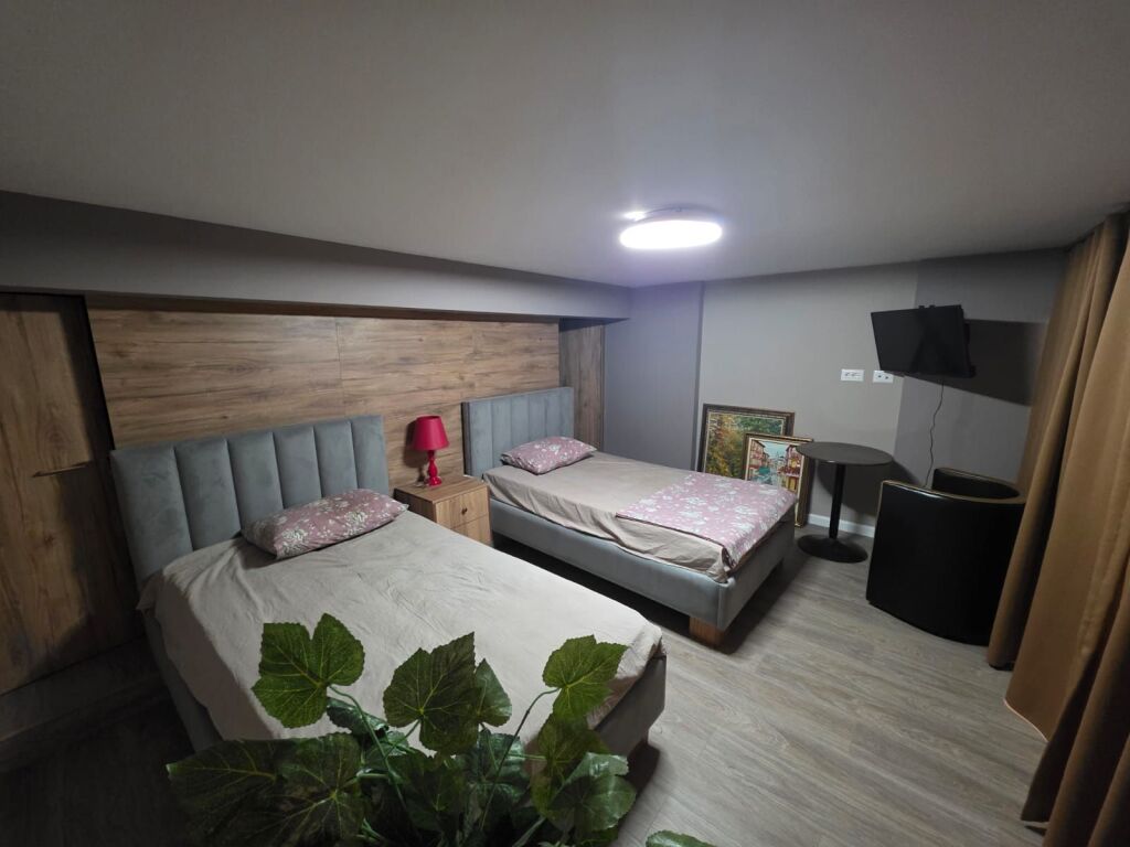 Duplex 1+1 for sale for residence or office – Yzberisht !