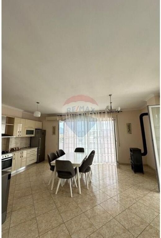Apartament 3+1+2+Parkim me qera Kopshti Zoologjik
