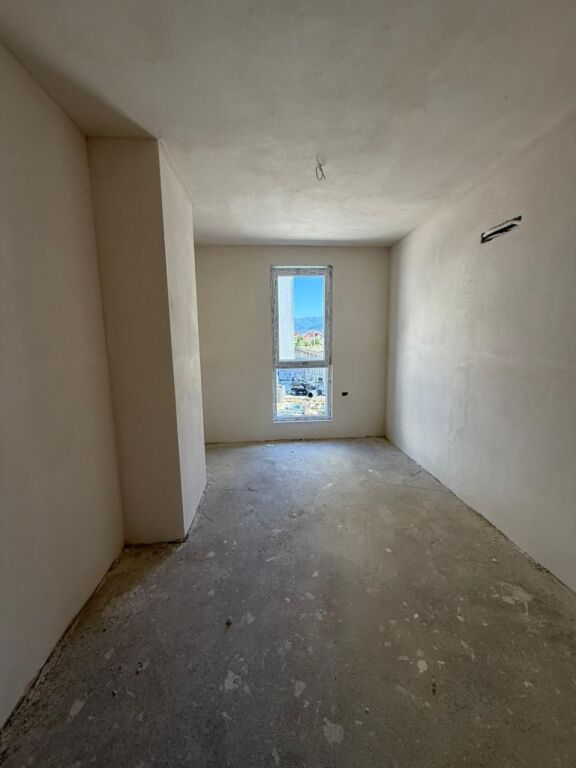 Okazion!! Univers City! Apartament 2+1 për shitje!