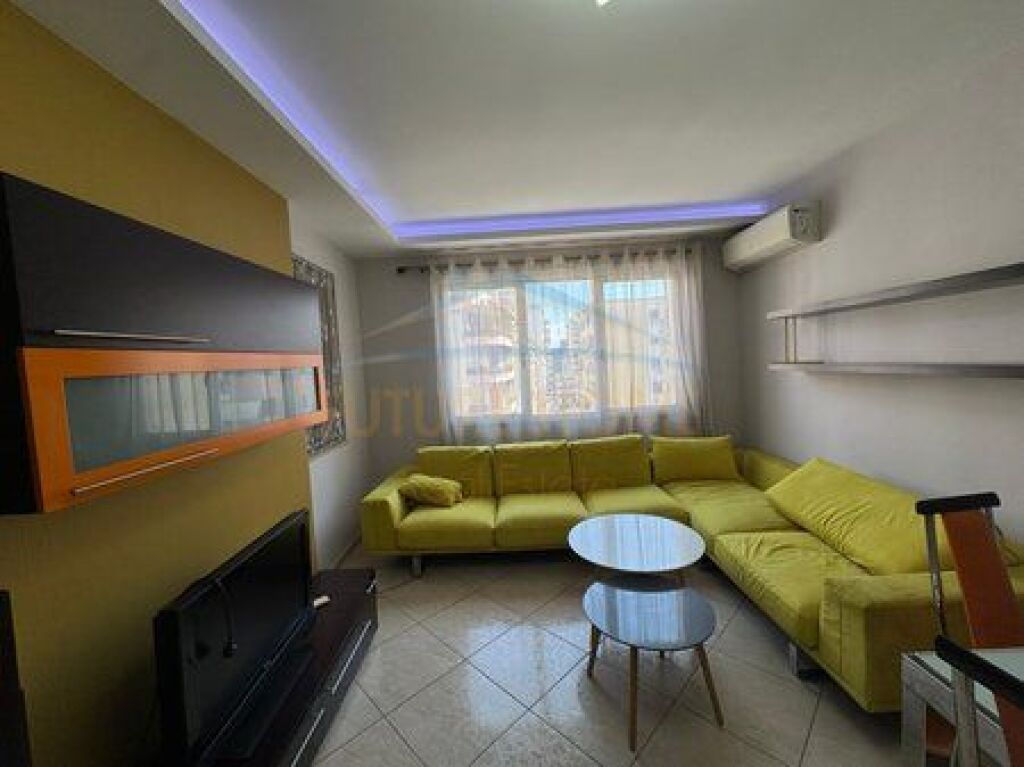 Qera, Apartament 2+1, Unaza e Re