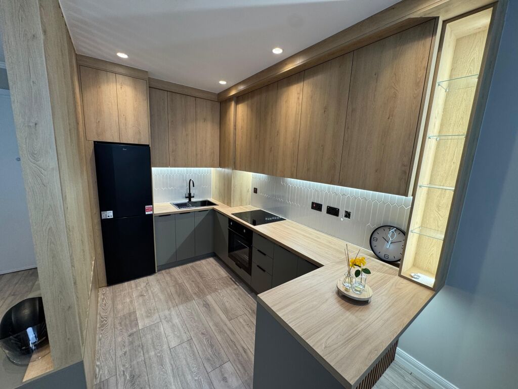Shitet Apartament 1+1 Kompleksi Mangalem 21