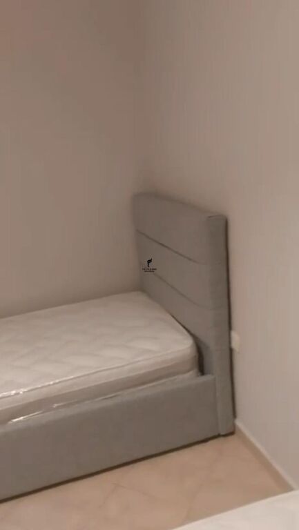 APARTAMENT ME QERA 2+1 RRUGA E KAVAJES 70.000 LEKE FH-72177