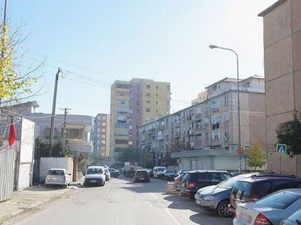 In vendita, Appartamento 1+1, Porcellana, Tirana.