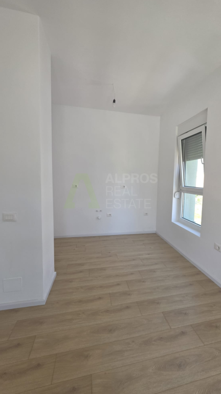 apartment 2+1 for rent, 400 thousand lek, 6th floor, contact, ali demi