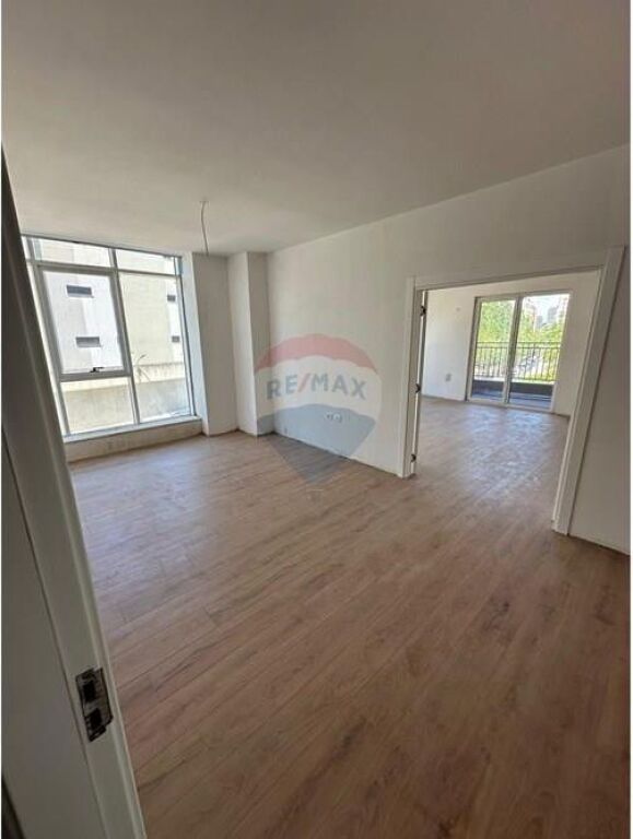 WE SELL APARTMENT TRAIN STATION!
