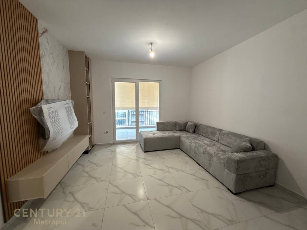 AFFITTASI APPARTAMENTO 2+1+2, RESIDENZA AURA, LAPRAKË! 750 € /Mese