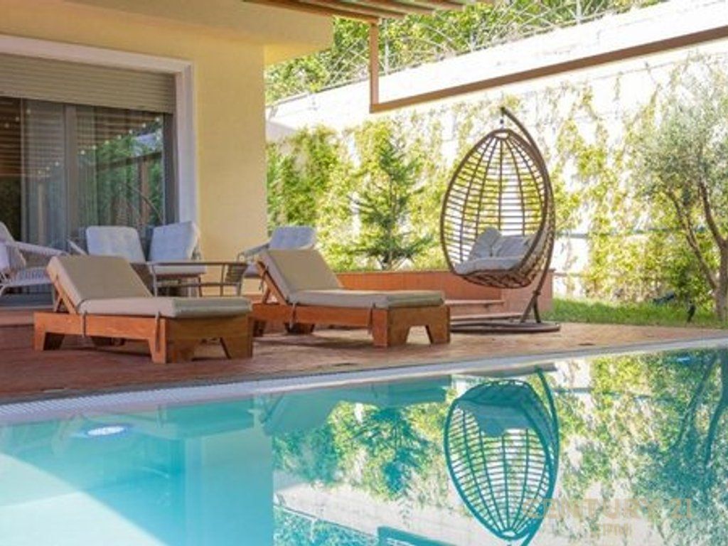 Luxurious Villa with Pool for Rent, Porta e Gjelber Residence 2,800 € Total Area 380m2 Internal Area 255m2