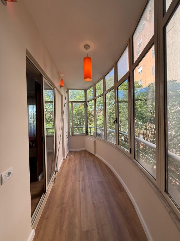 🏠Appartamento 2+1 in Vendita 📍Via Mine Peza📐Superficie 97,5m2💶234.000€ •Con Ipoteca •Palazzo con Ascensore •Completamente Ristrutturato
