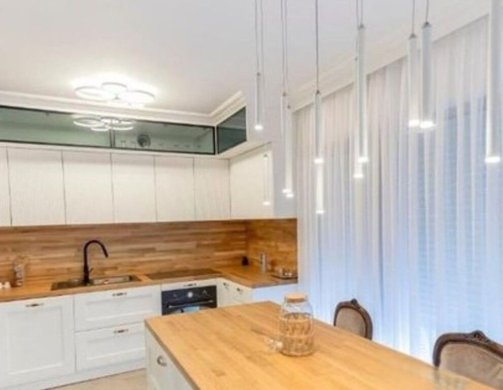 Luxury Villa with Pool for Rent, Porta e Gjelber Residence
