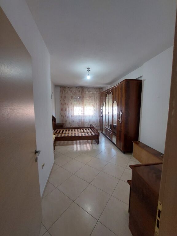 For rent furnished 2+1+2 apartment, at Vila L in Astir 40,000 leke/month