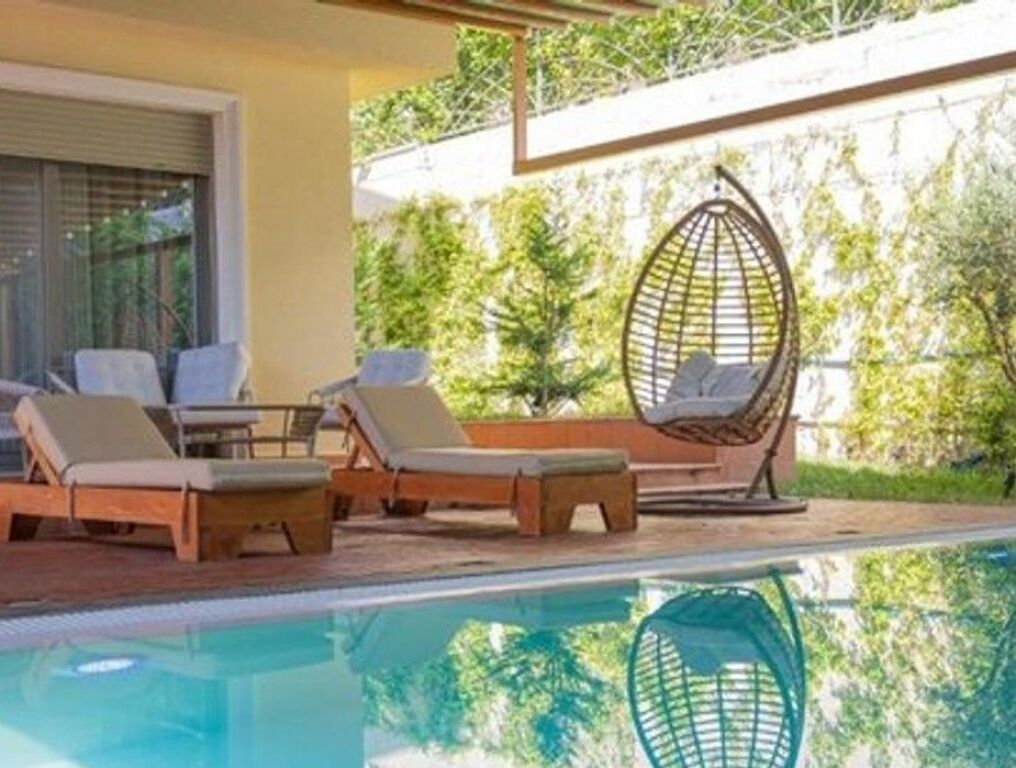 Luxury Villa with Pool for Rent, Porta e Gjelber Residence
