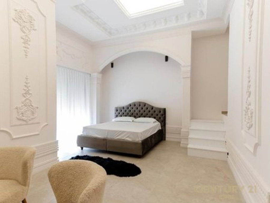 Luxury Villa with Pool for Rent, Porta e Gjelber Residence