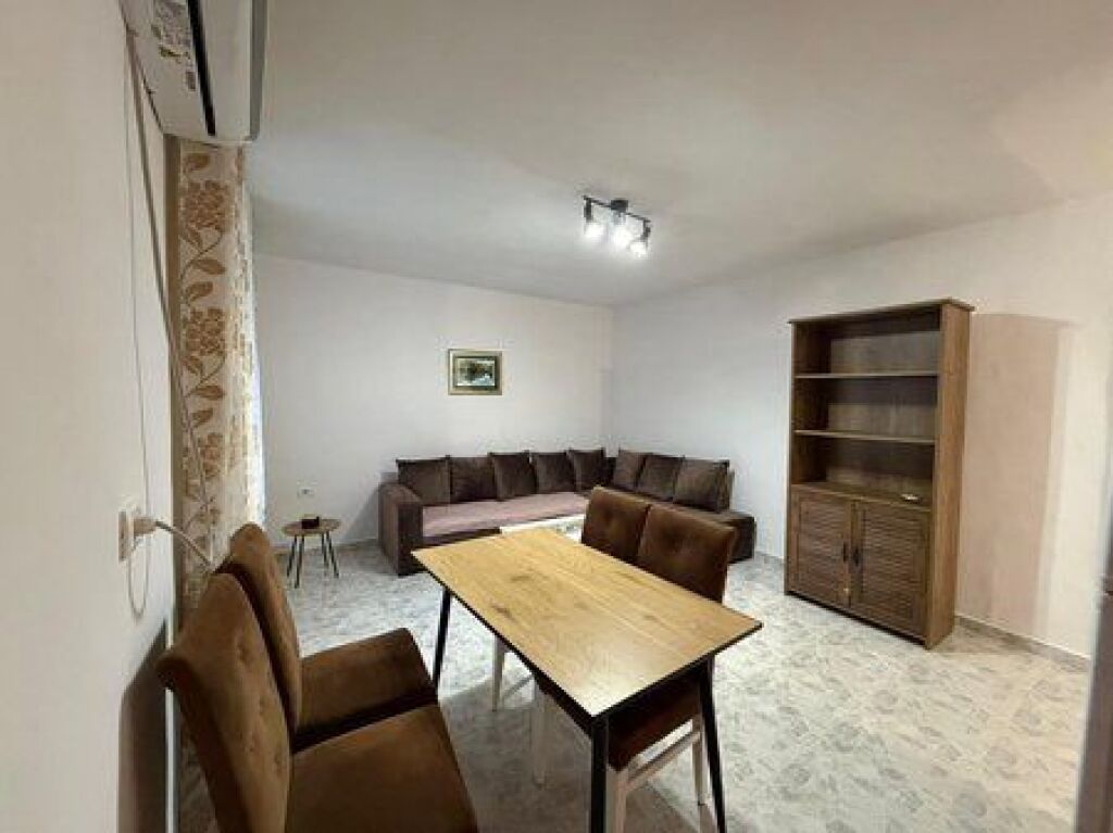 Affitto, Appartamento 1+1, Vasil Shanto, Tirana.