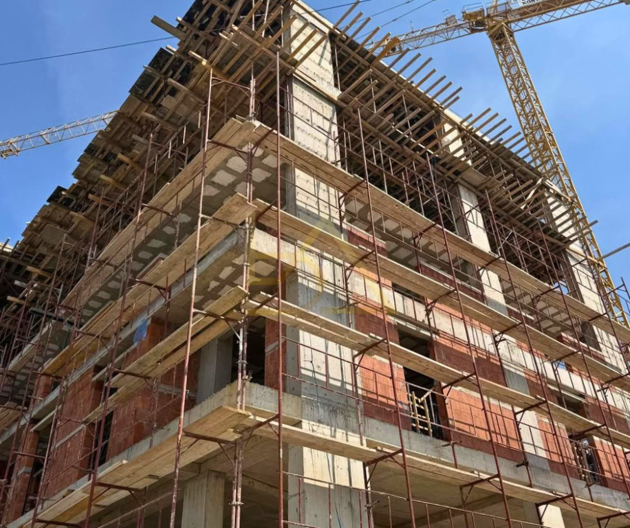 Shitet Apartament  – Unaza e Madhe, Paskuqan