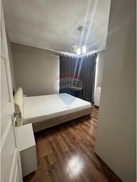 Apartament 2+1 me qera ish Fusha e Aviacionit