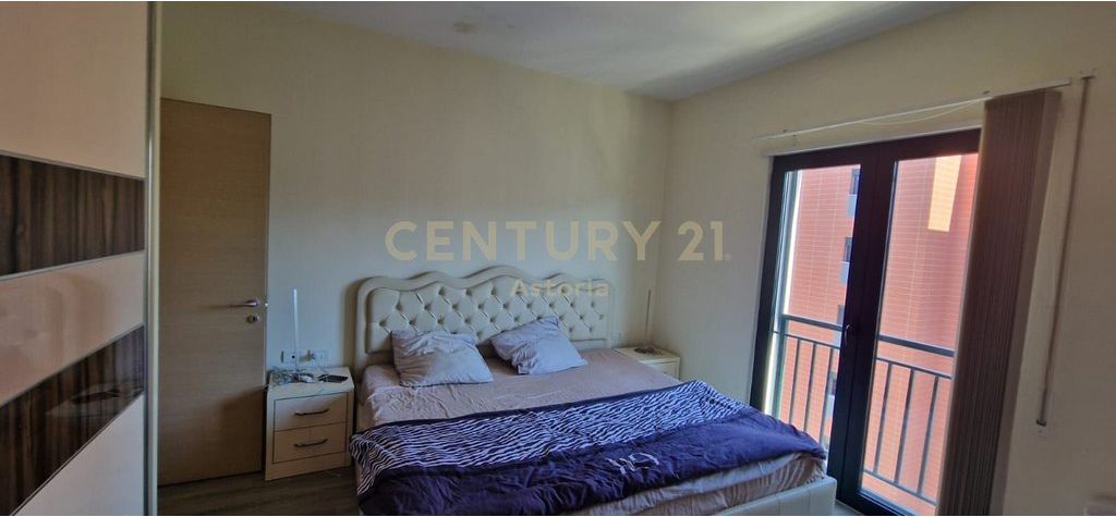 Jepet me qira apartament 3+2+post parkimi tek Green City ne Astir! 800 € /Muaj