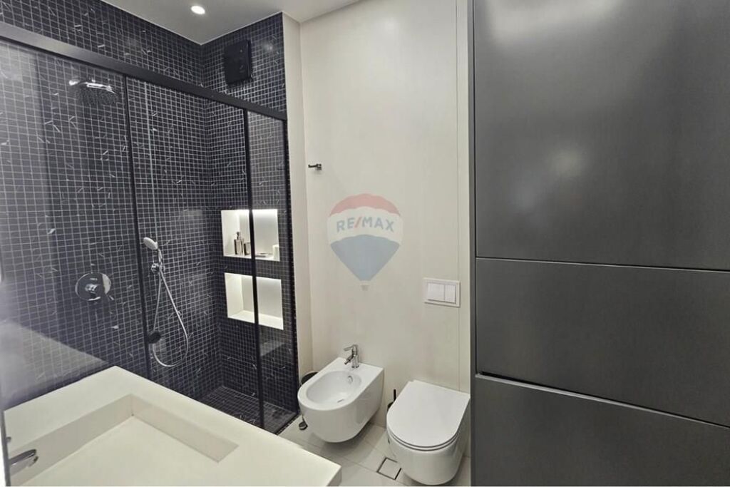 Appartamento 1+1 in affitto Tirana Garden Building