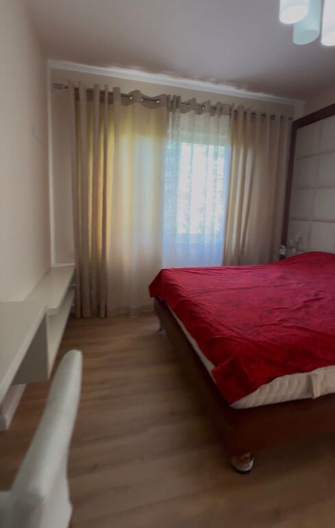 In vendita, Appartamento 2+1, Via Mine Peza, Tirana