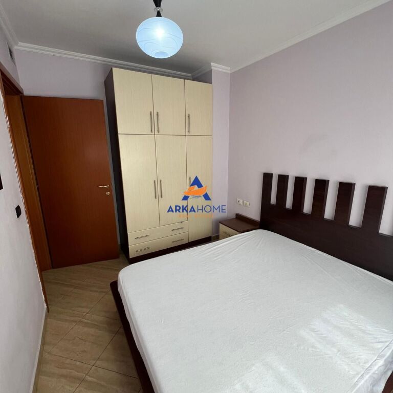 APPARTAMENTO IN AFFITTO 1+1 "VICINO A REKA BAKERY, VIA DIBRA" 45000 LEKE