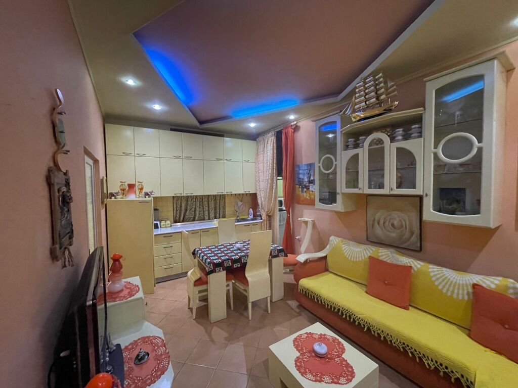 🏡 Apartment 1+1 for Rent – Former Block (near Cafe Roma)
