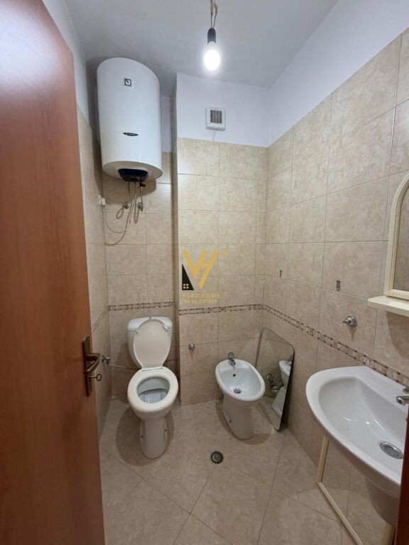 FOR SALE APARTMENT 2+1+2+BLK AT KOMUNA E PARISIT 250,000 EURO