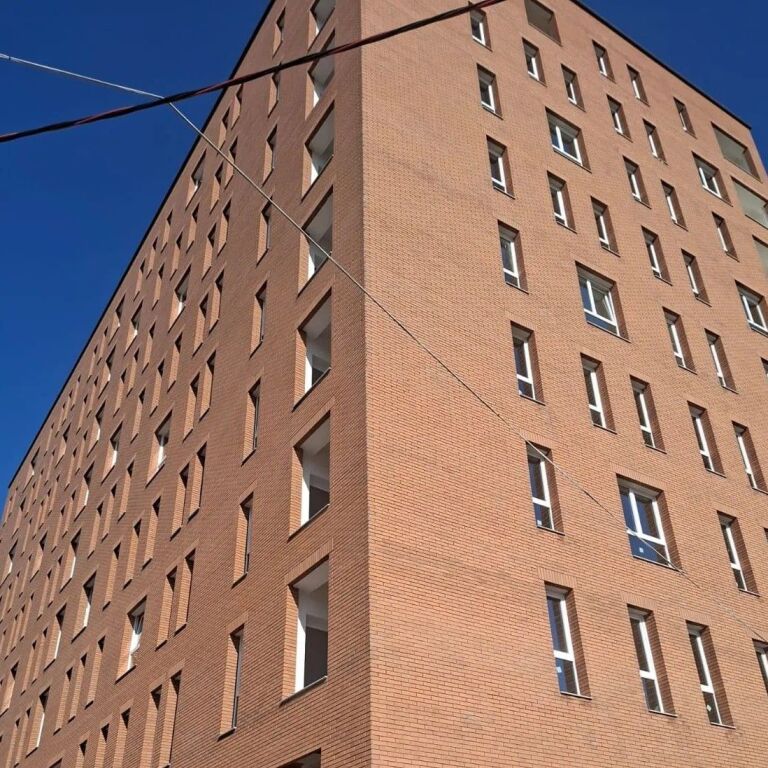 🏡✨ Shitet Apartament 1+1 – Përballë Vila L, Astir ✨🏡