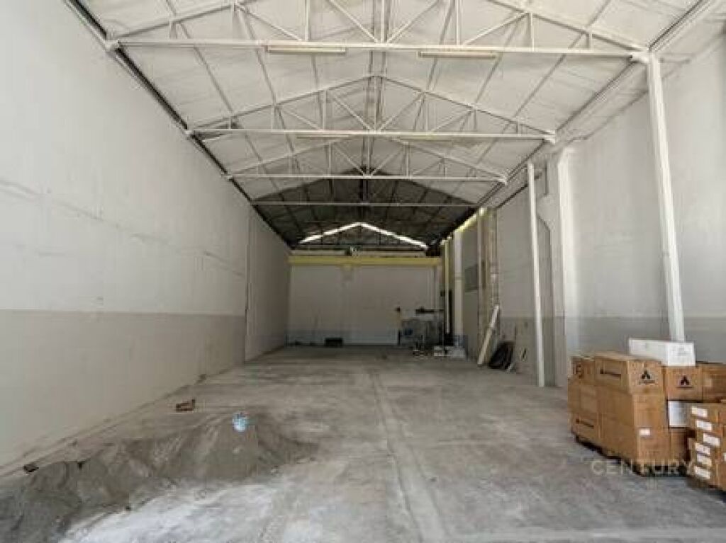 WAREHOUSE 600M2 FOR RENT AT JORDAN MISJA STREET !