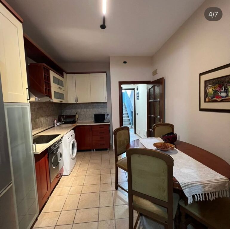 Appartamento 1+1 in affitto – Via Kavaja