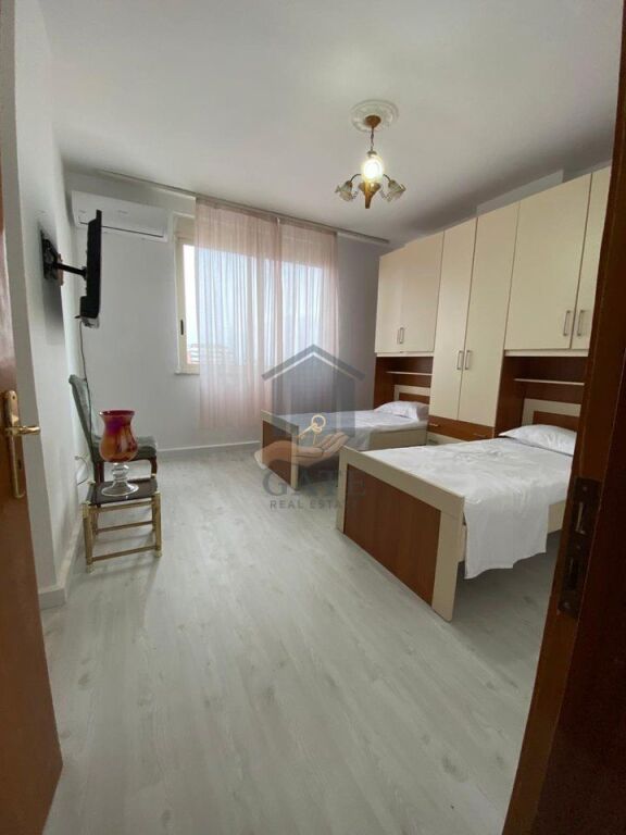 Apartament 2+1 me qira – Qendër Durrës