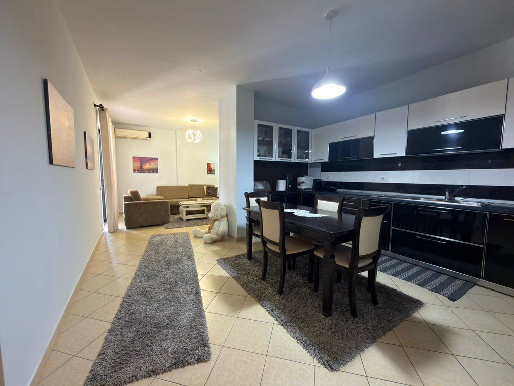 Astir, vendiamo appartamento 2+1 ! 185.000 €